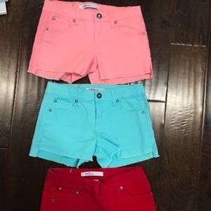 Girls Vigoss jean shorts (3 pairs)